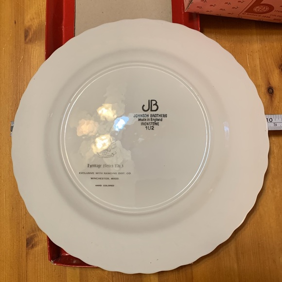 FREE WITH PURCHASE***** Vintage Johnson Brothers “Old North Church” plate, EUC - Picture 7 of 7